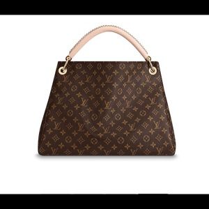 Louis Vuitton's Artsy MM bag